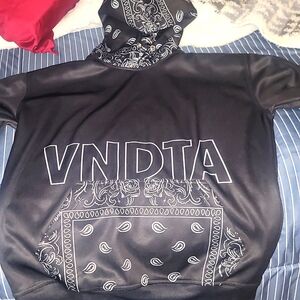 NWOT VNDTA bandanna hoodie